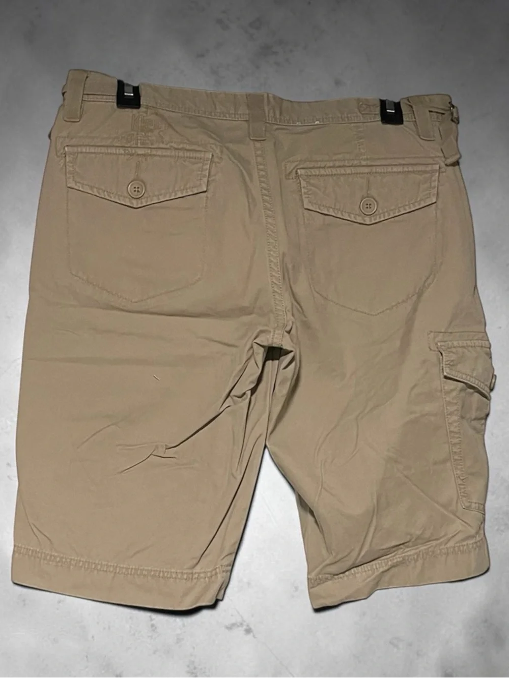 Calvin Klein women’s cargo shorts - Picture 2 of 3